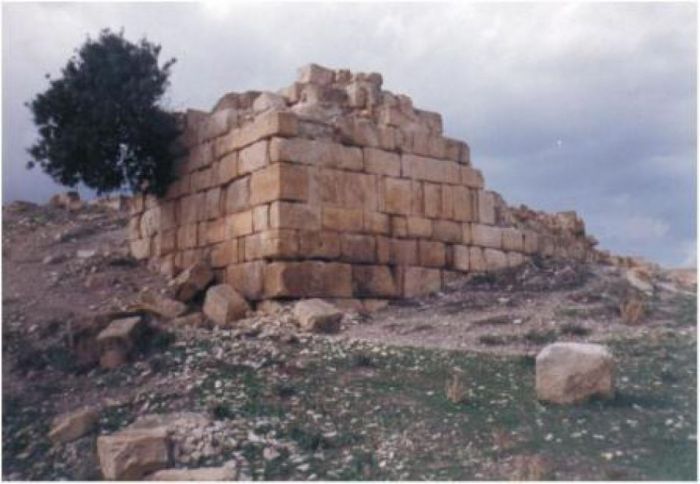 Élaboration des Cartes Archéologiques et Projet de Conservation et de Mise en valeur des villes romaines antiques de Souk-Ahras - Taoura