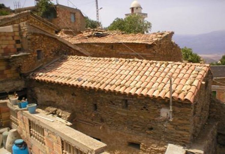 Restauration de la khalwa de dar Cheikh Belhadad a Seddouk Oufela  wilaya de Bejaia